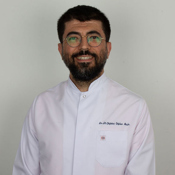 Dr. Dt. Çağdaş Çağlar Laçin